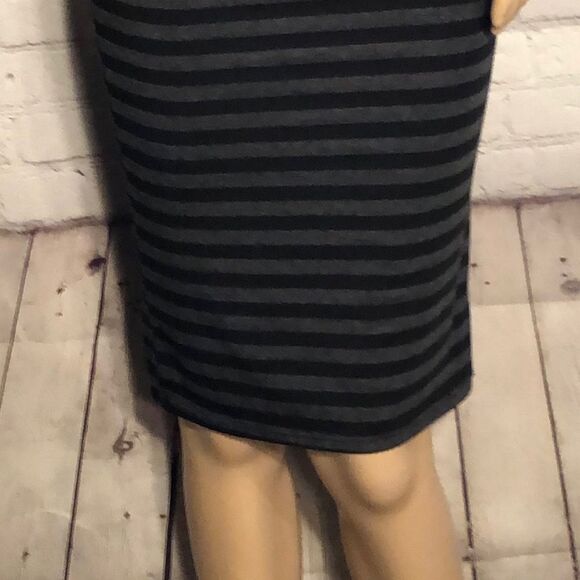 Rolla Coster Striped Knee Length Tube Pencil Skirt or Dress Juniors M Bodycon - Picture 3 of 8